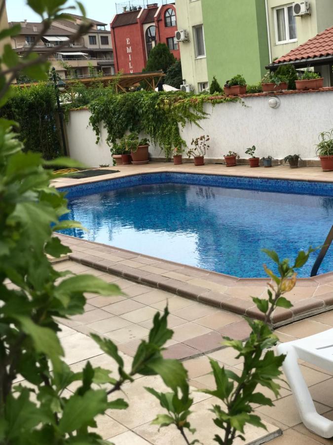 Hotel Riviera Равда Екстер'єр фото
