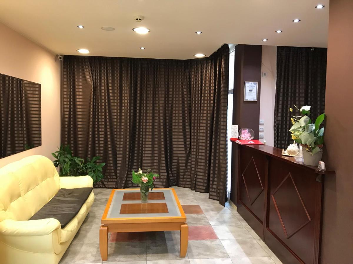 Hotel Riviera Равда Екстер'єр фото